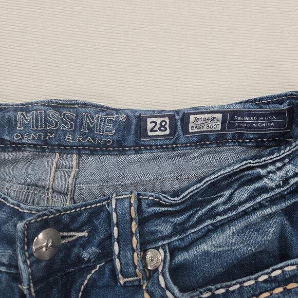 Miss Me Mid Rise Western Easy Boot Stretch Denim Jeans Women's Size 28 - Picture 2 of 9